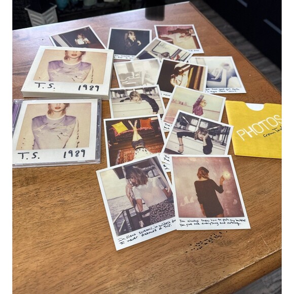 Taylor Swift 1989 Photos & ONLY the CD case & Box - Picture 1 of 1